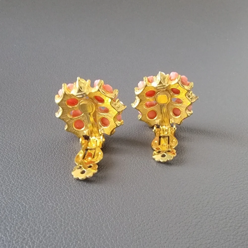 Vintage peach floral and pearl earrings